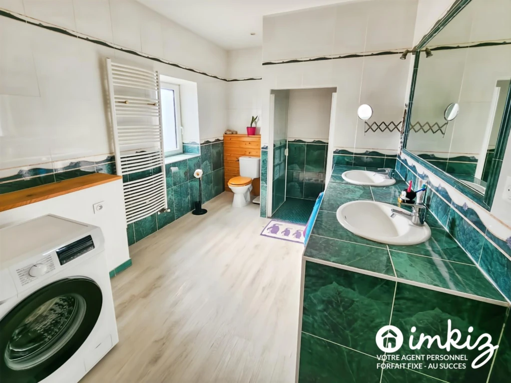 Maison de caractère — rénovée, aucun travaux ! 11