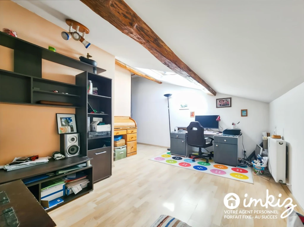 Maison de caractère — rénovée, aucun travaux ! 9