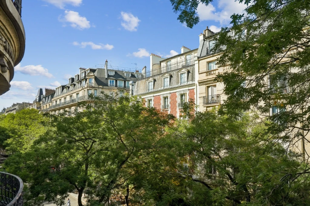EXCLUSIVITE - 3 pièces Rénové-Lamarck Caulaincourt 13