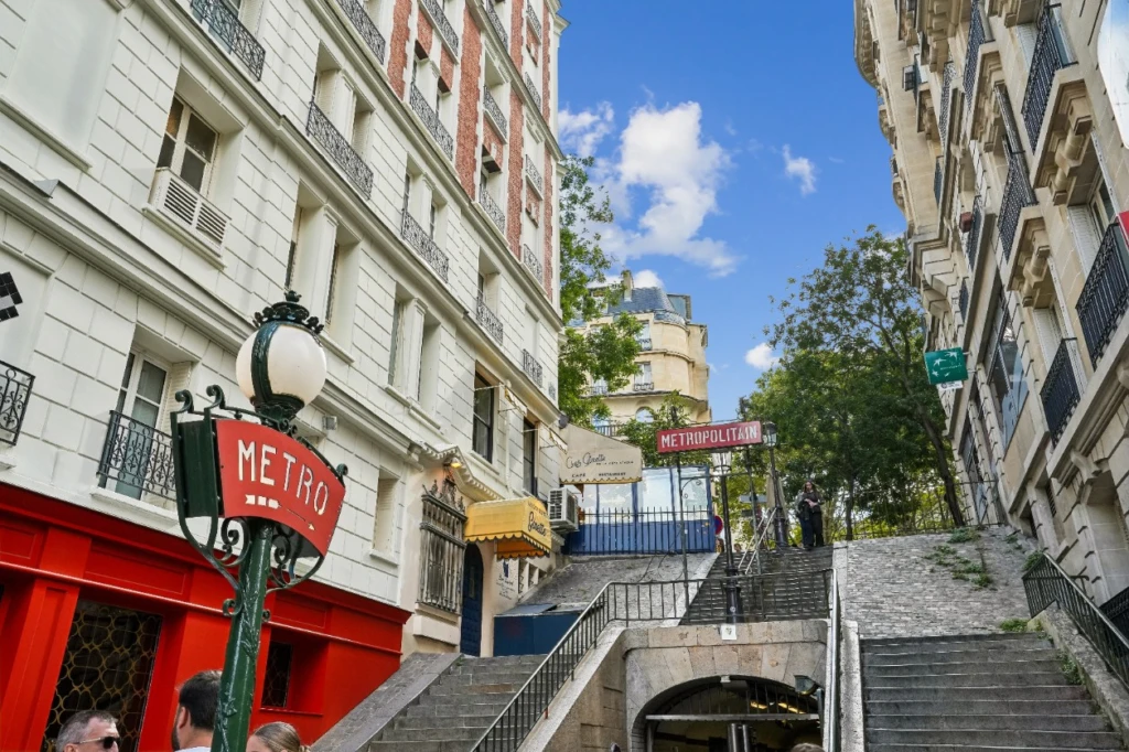 EXCLUSIVITE - 4P rénové - Lamarck Caulaincourt 13