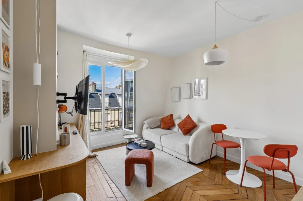 EXCLUSIVITE - 2P Rénové - Lamarck Caulaincourt 2