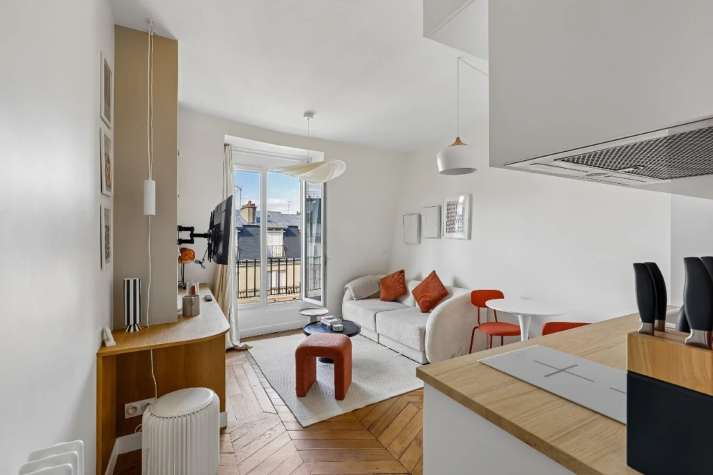 EXCLUSIVITE - 2P Rénové - Lamarck Caulaincourt 4