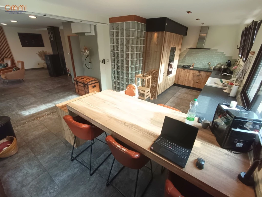 Maison familiale 5 chambres, belles prestations 8