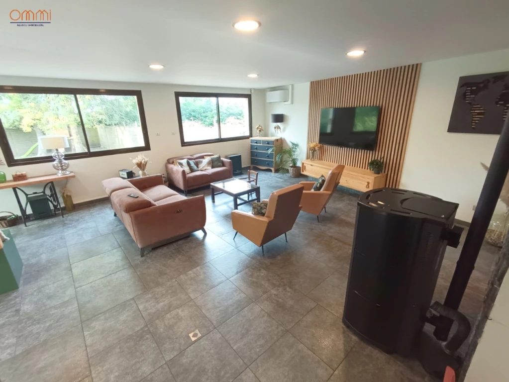 Maison familiale 5 chambres, belles prestations 9
