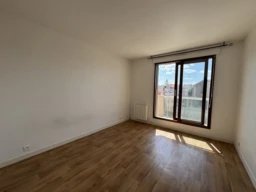 Charmant studio très lumineux 1