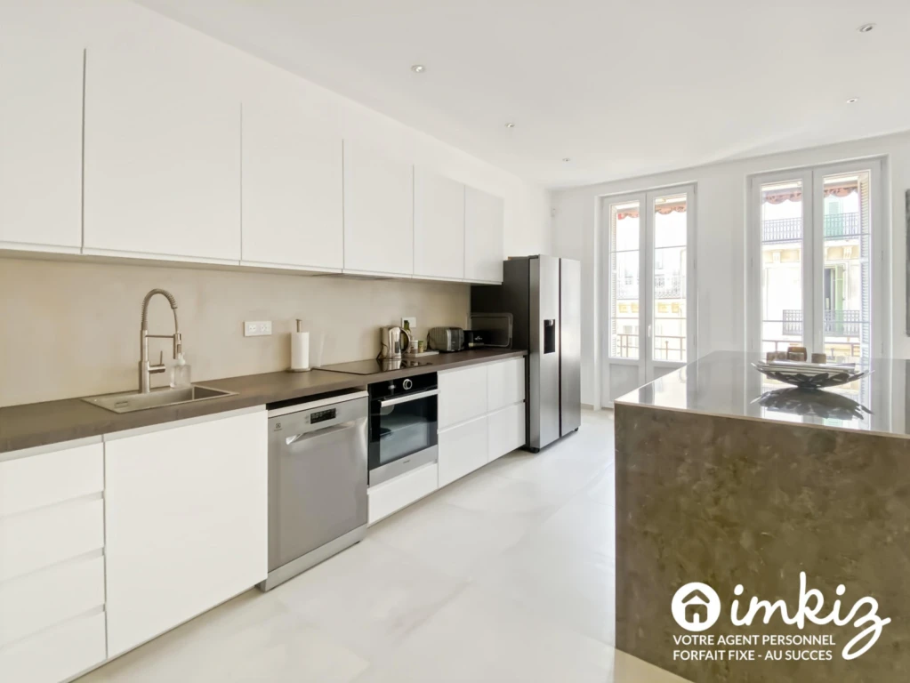T3 d'exception de 93 m² – Cœur de Nice 3