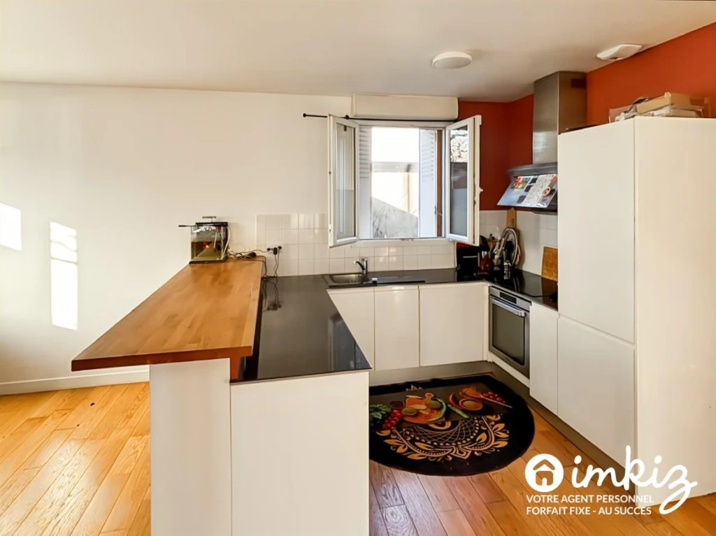 Bel Appartement 2 pièces 75m2 au total avec cour 4