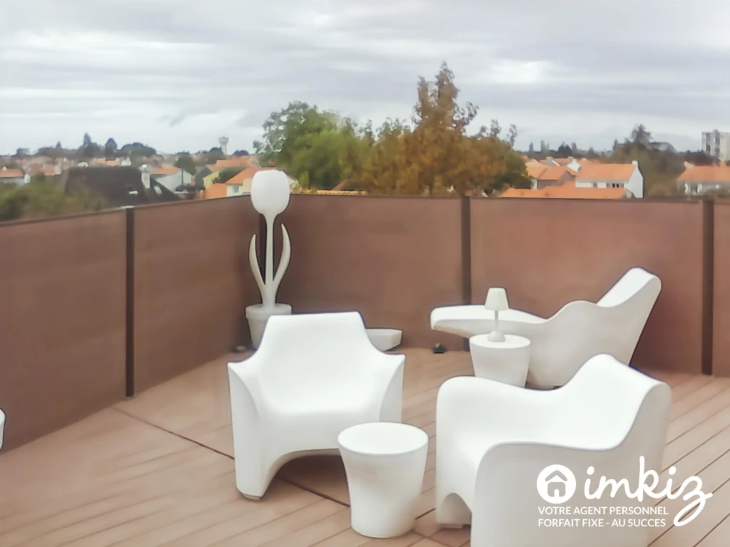 Superbe T4 avec grande terrasse et garages 12