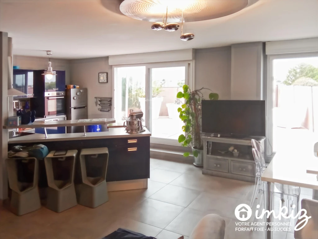 Superbe T4 avec grande terrasse et garages 7