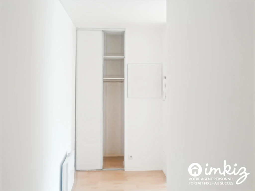 T2 lumineux avec balcon, parking et ascenseur 12