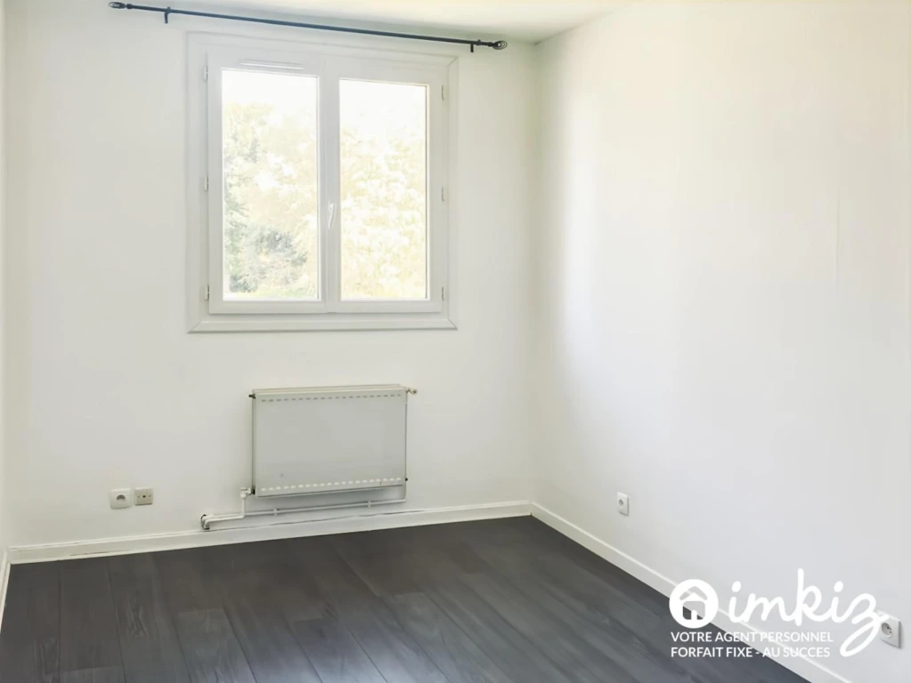 T4 rénové de 86 m² – Dernier étage – Balcon 10